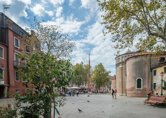 Bright On Venetian Roofs R&r 아파트