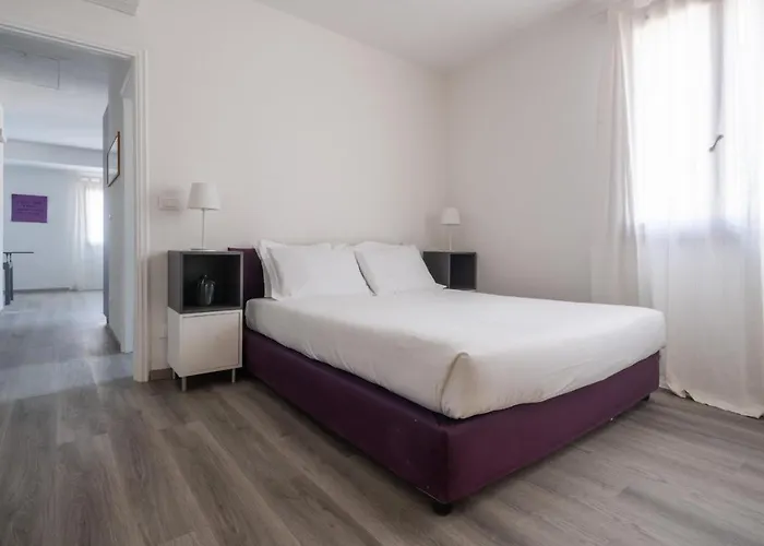 Bright On Venetian Roofs R&r 아파트