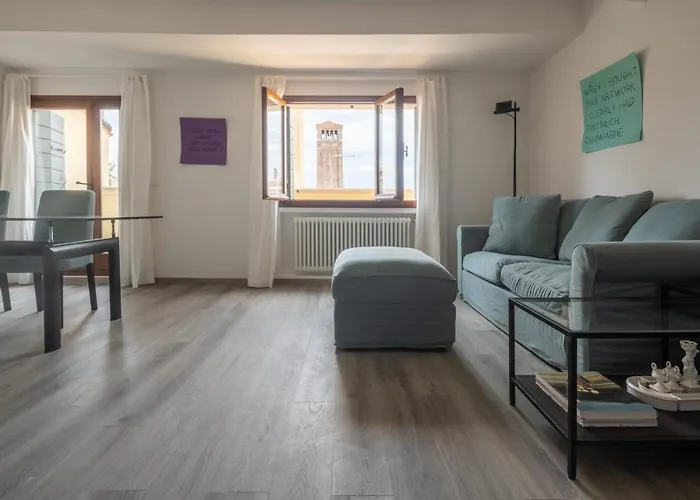 Bright On Venetian Roofs R&r